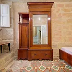 Ta' Zaren Townhouse In Сasa de vacaciones *