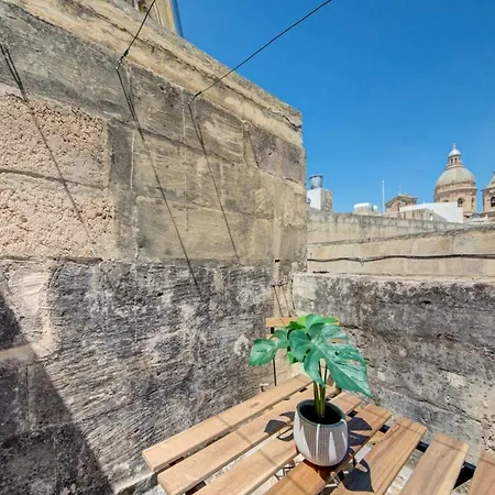 Сasa de vacaciones Ta' Zaren Townhouse In *